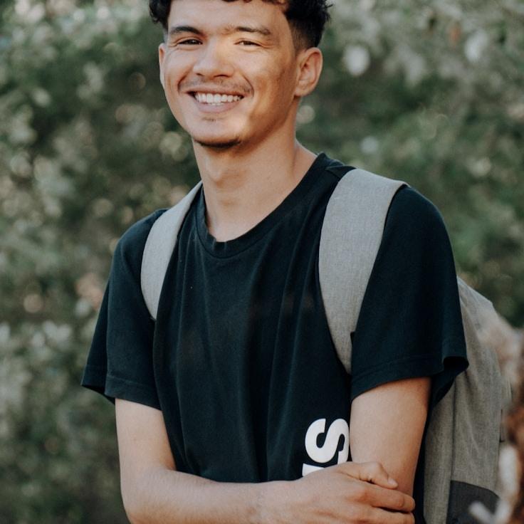 Dev Patel, Client Relations Director, discussing corporate gifting strategy with business clients